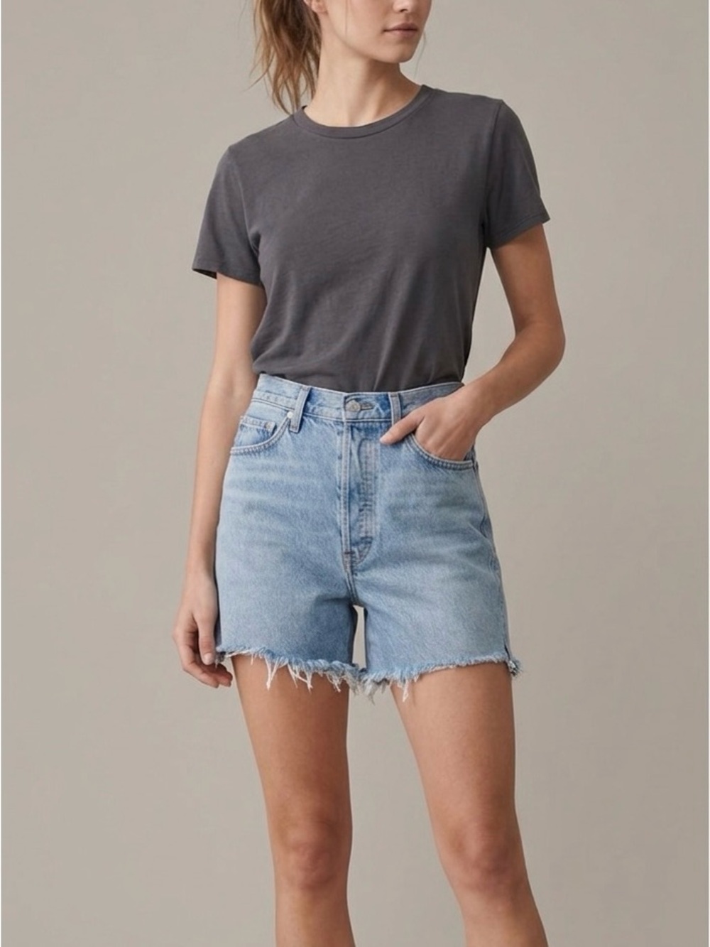AGOLDE High Rise Medium Wash Cutoff Raw Hem Denim Shorts Size 28